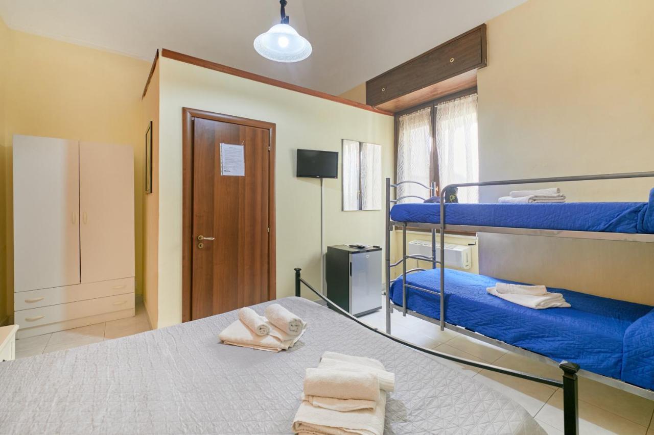 Centro Storico Rooms Галиполи Екстериор снимка