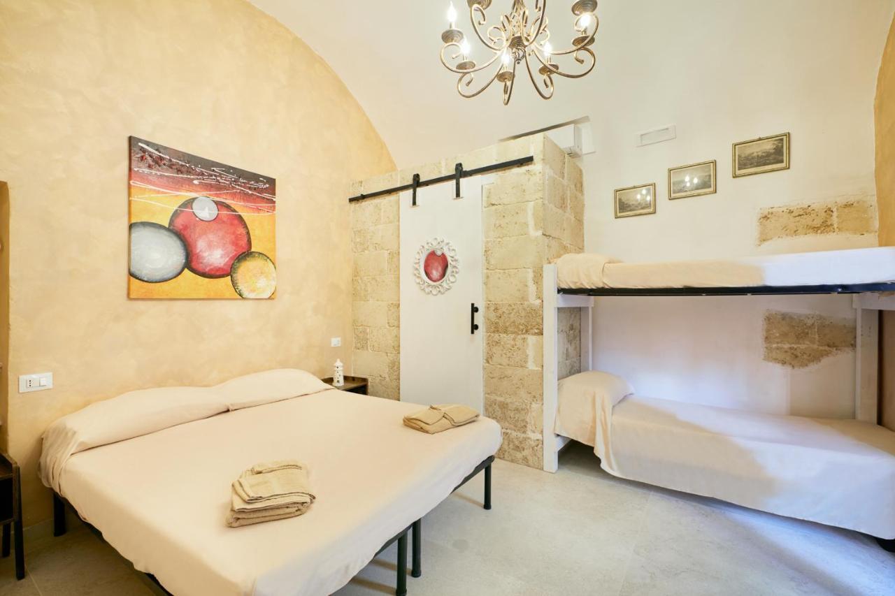Centro Storico Rooms Галиполи Екстериор снимка