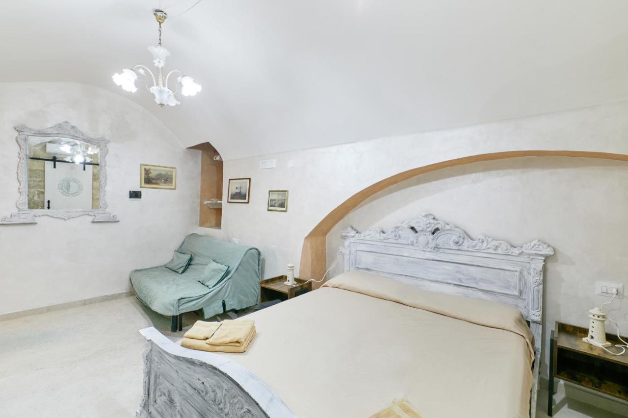 Centro Storico Rooms Галиполи Екстериор снимка