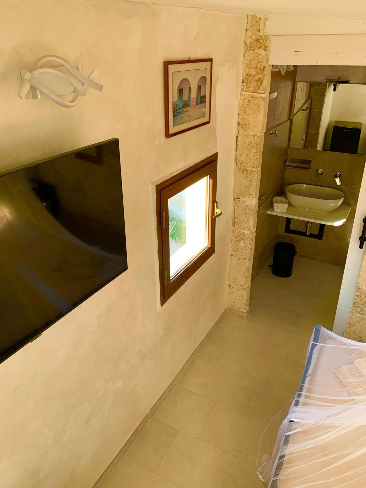 Centro Storico Rooms Галиполи Екстериор снимка